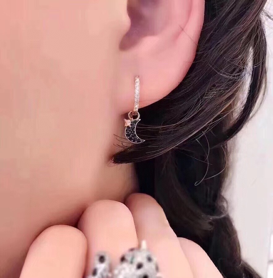 Swarovski スワロフスキー 超美品 ピアス イアリング