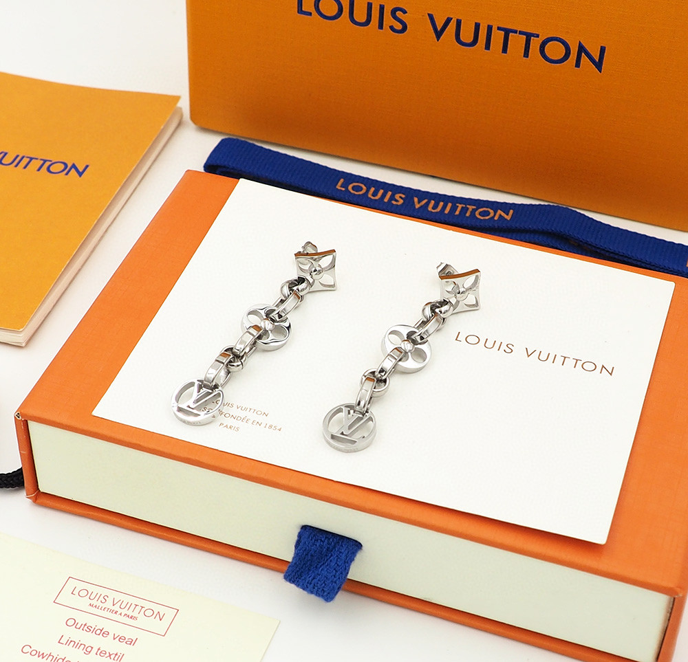 今季の新作 LV ルイヴィトン ピアス イアリング