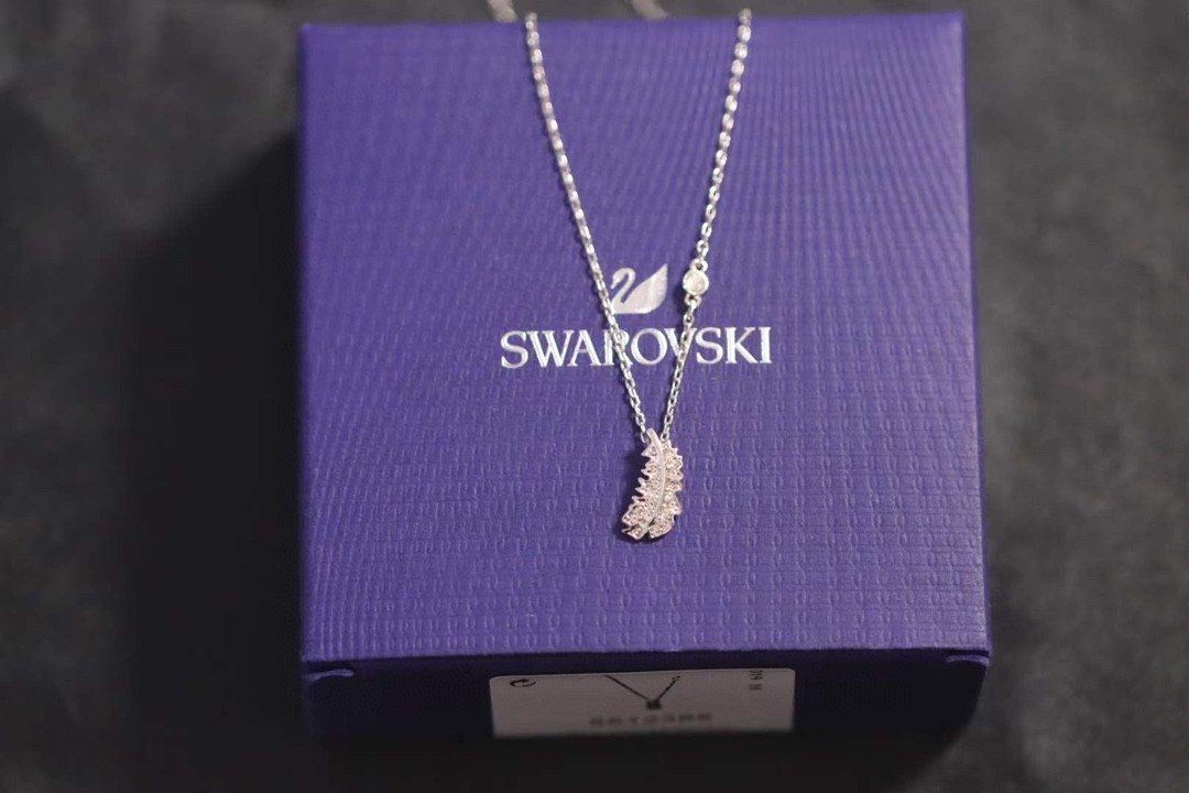 Swarovski スワロフスキー 超美品 ネックレス ペンダント