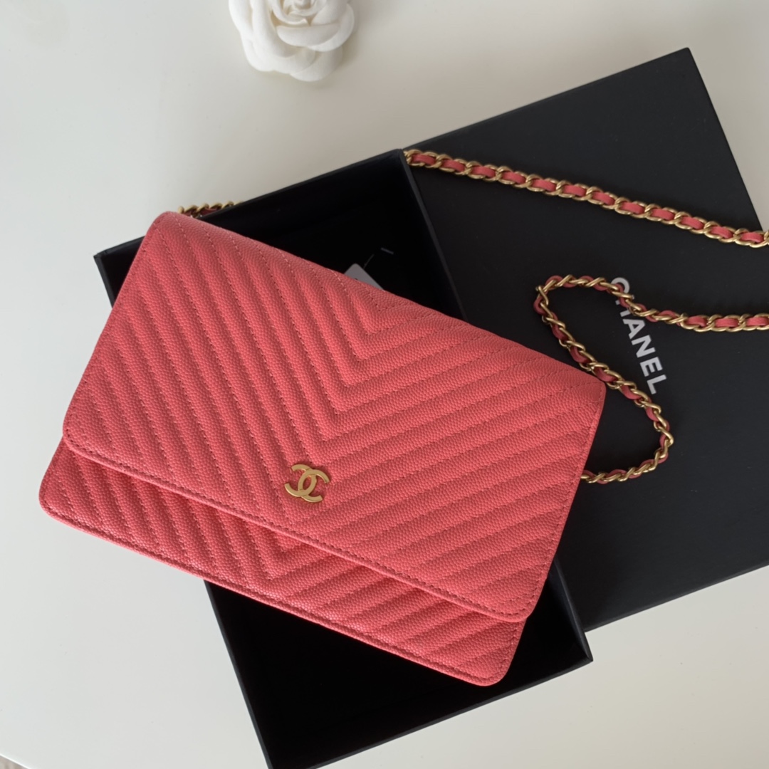 CHANELシャネル チェーショルダーバッグ 斜め掛け 長財布