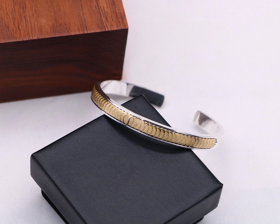 最高品質 クロムハーツ レスレット カフブレス