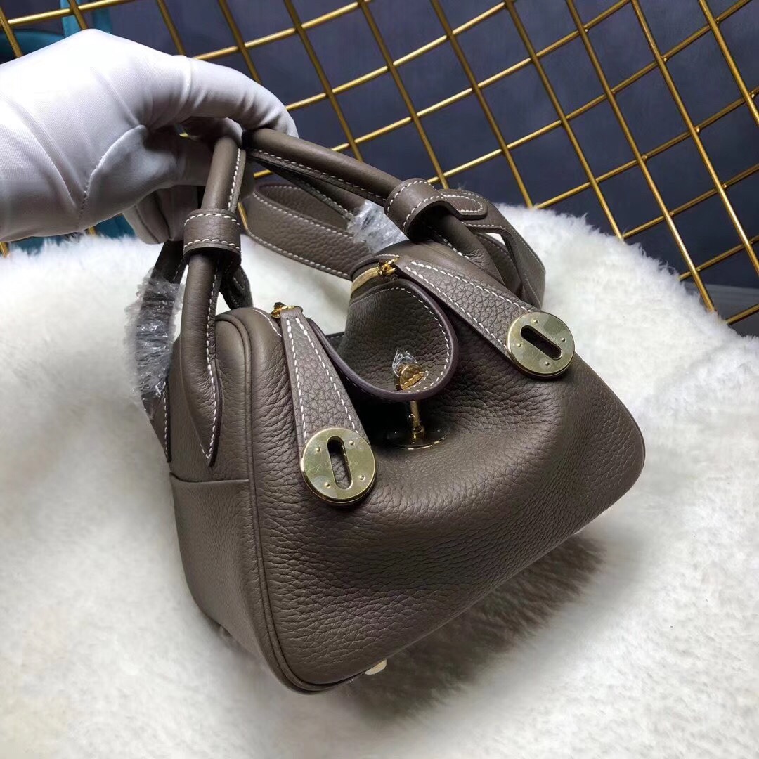 エルメス（HERMES）リンディ20cm 2WAYハンドバッグ