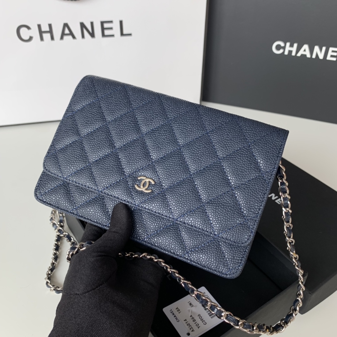 CHANELシャネル チェーショルダーバッグ 斜め掛け 長財布