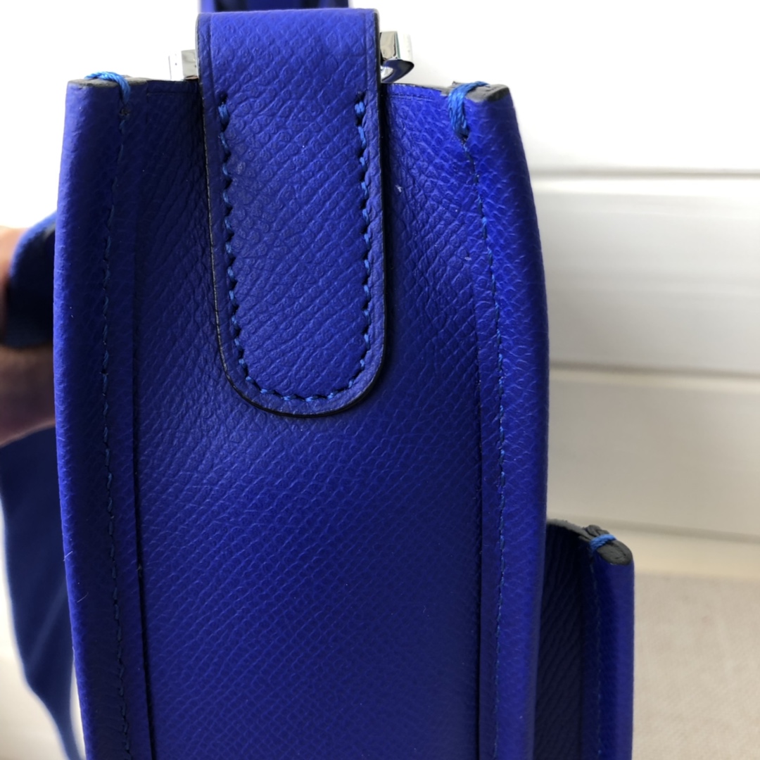 エルメス HERMES エヴリンPM Evelyne 斜め掛け ヴォーエプソン TD2001P-Ev