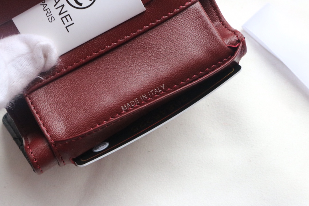 人気新品 CHANEL(シャネル) 短財布 二つ折り財布 7017-367