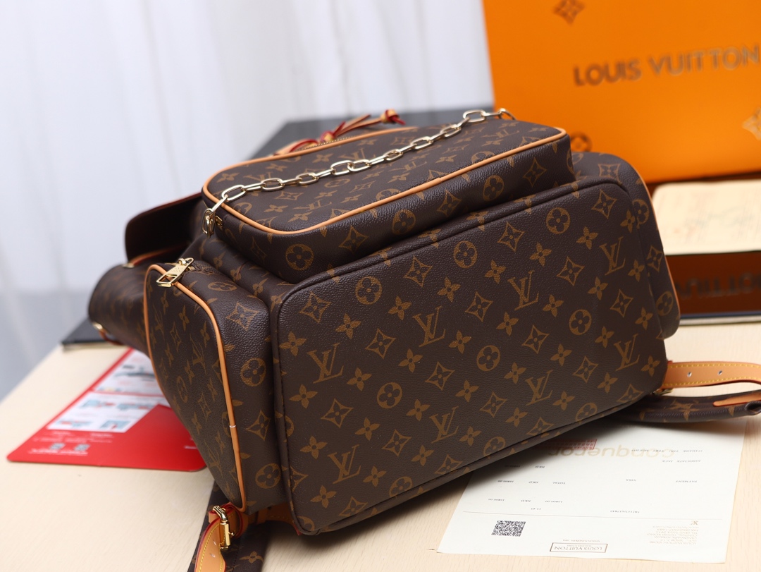 LOUIS VUITTON ルイヴィトン モノグラム 後背包 リュック