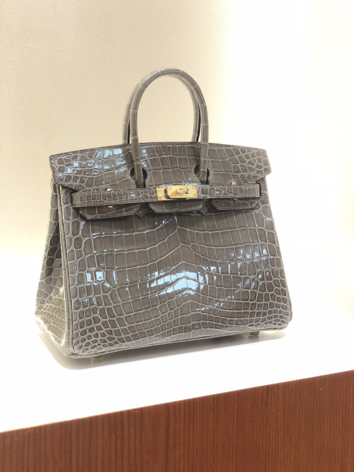 高品質エルメス クロコダイル 手作り BIRKIN バーキン25 ZF2001P