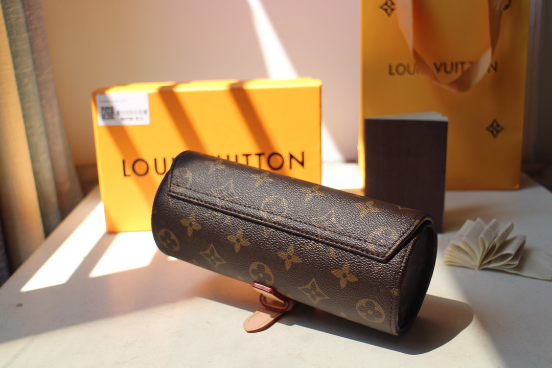 LOUIS VUITTON ルイヴィトン 新作 ウォッチケース 腕時計のケース
