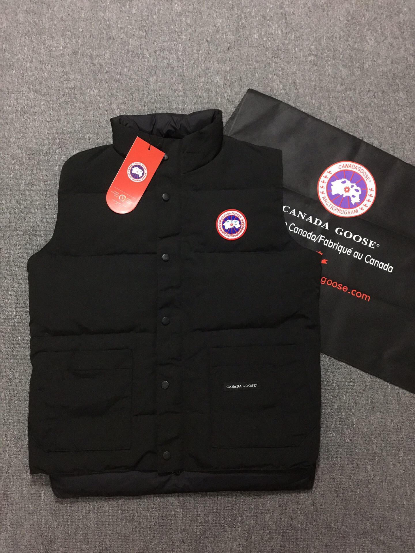CANADA GOOSE カナダグース ダウンベスト 男女兼着 JB19