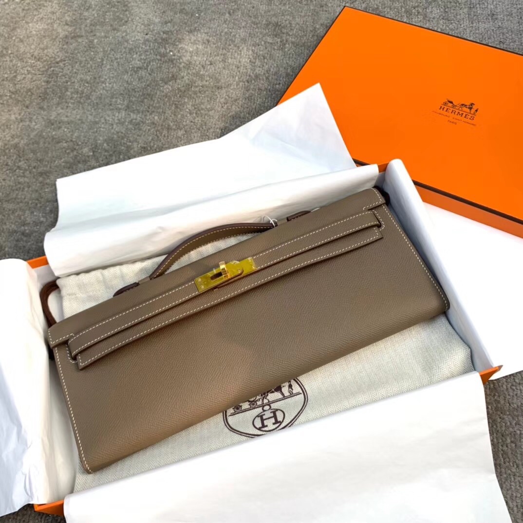 エルメス [HERMES] ケリーカット [Kelly Cut] AM2001P830-Hew