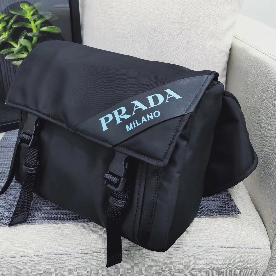 2019新作 PRADA/プラダ メンズ ウェストポーチ