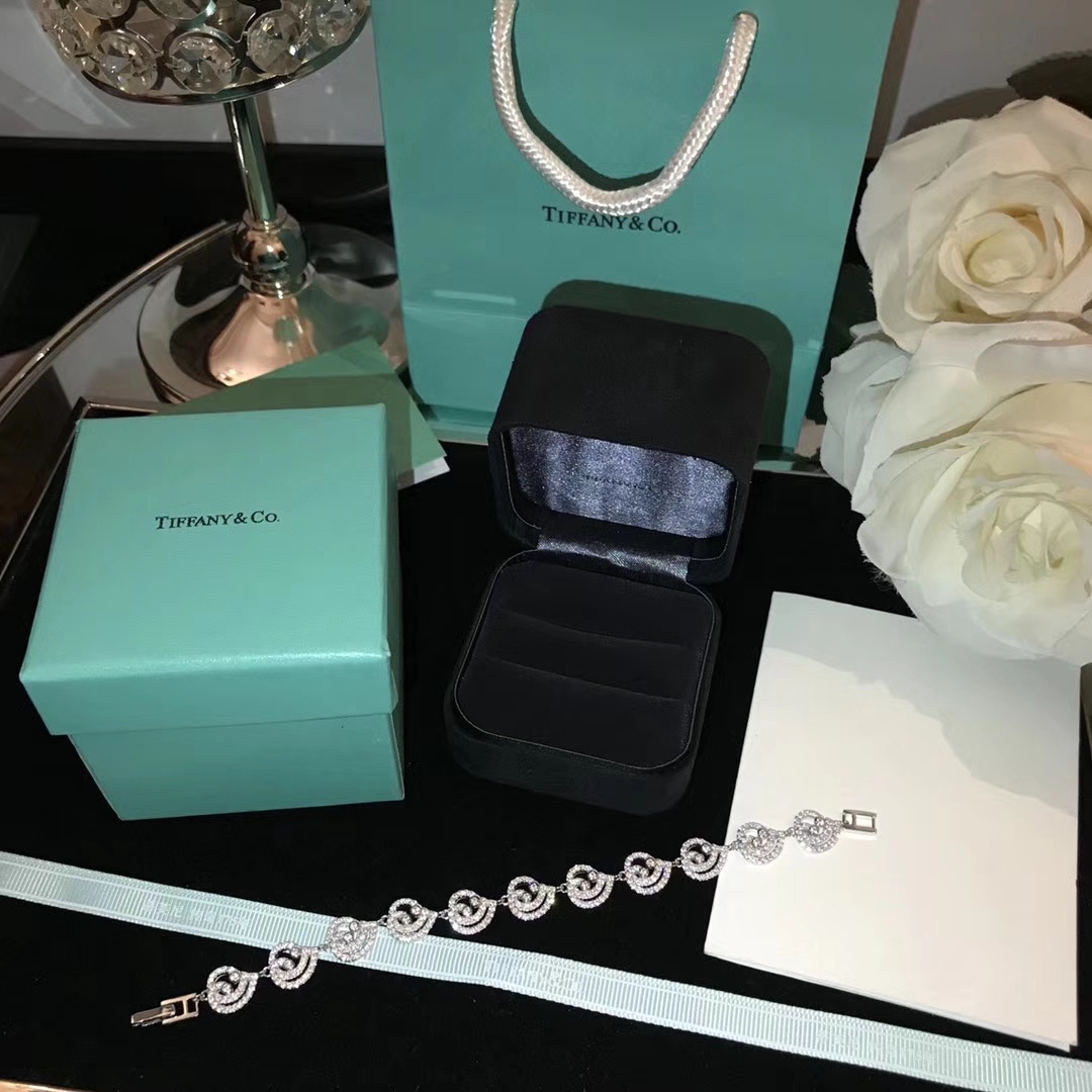 TIFFANY&COティファニ 人気商品 レスレット カフブレス YY