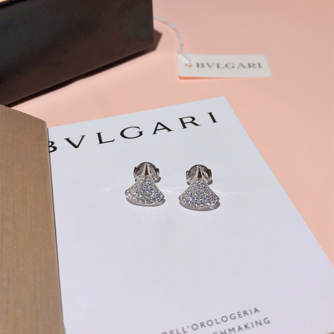 BVLGARI（ブルガリ）最新作 ピアス イアリング YL