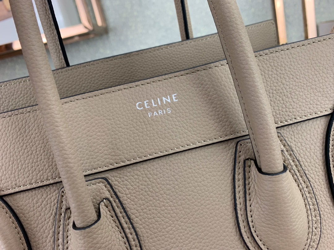 セリーヌ(CELINE)特N品 中号 ファントム トートバッグ