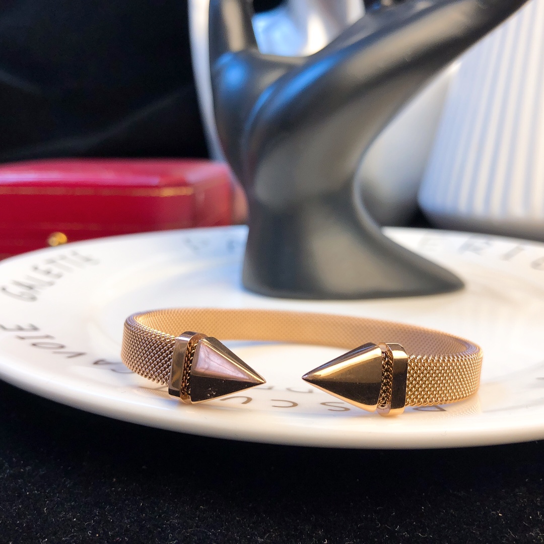 Cartier (カルティエ) 2019新作 ブレスレット.カフブレス YX