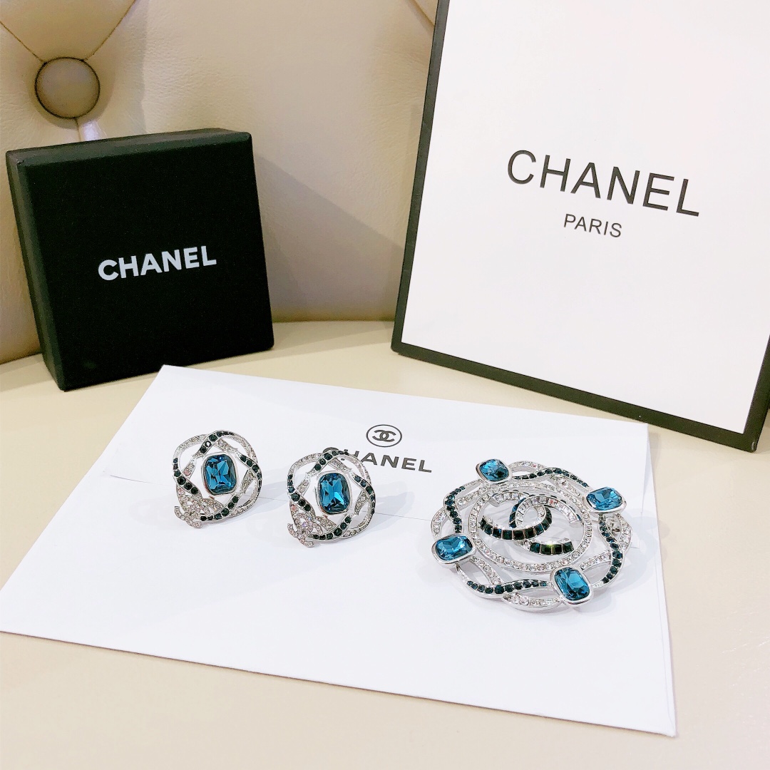 CHANEL(シャネル) 超美品 ピアス イアリング YY
