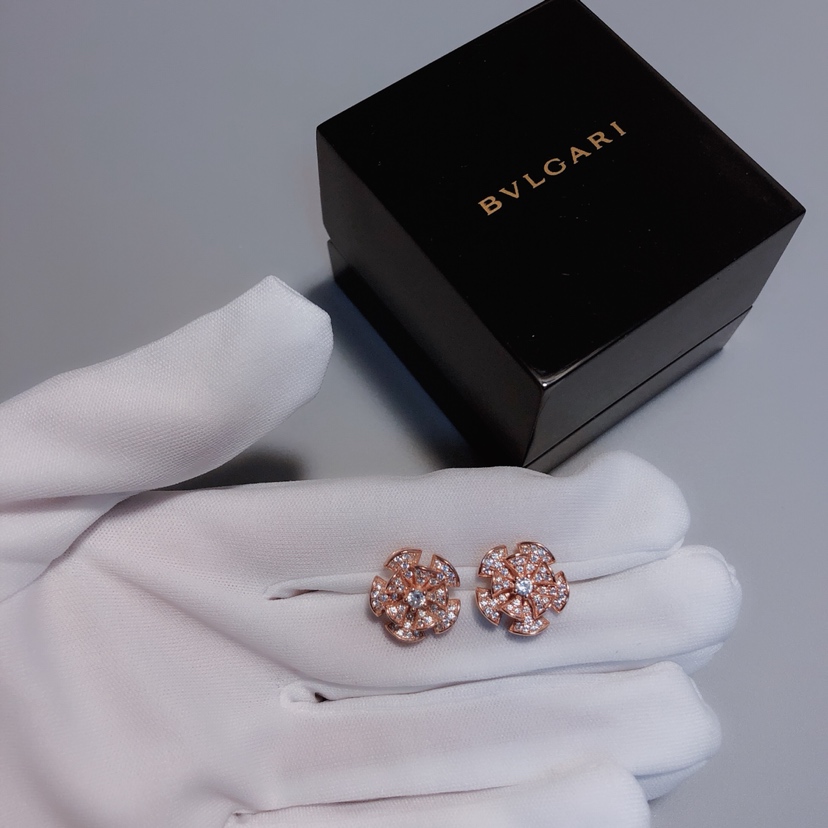 BVLGARI（ブルガリ）最新作 ピアス イアリング YL