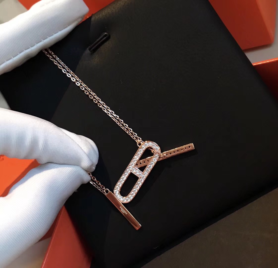 HERMES/エルメス ネックレス.ペンダント 秋冬新作