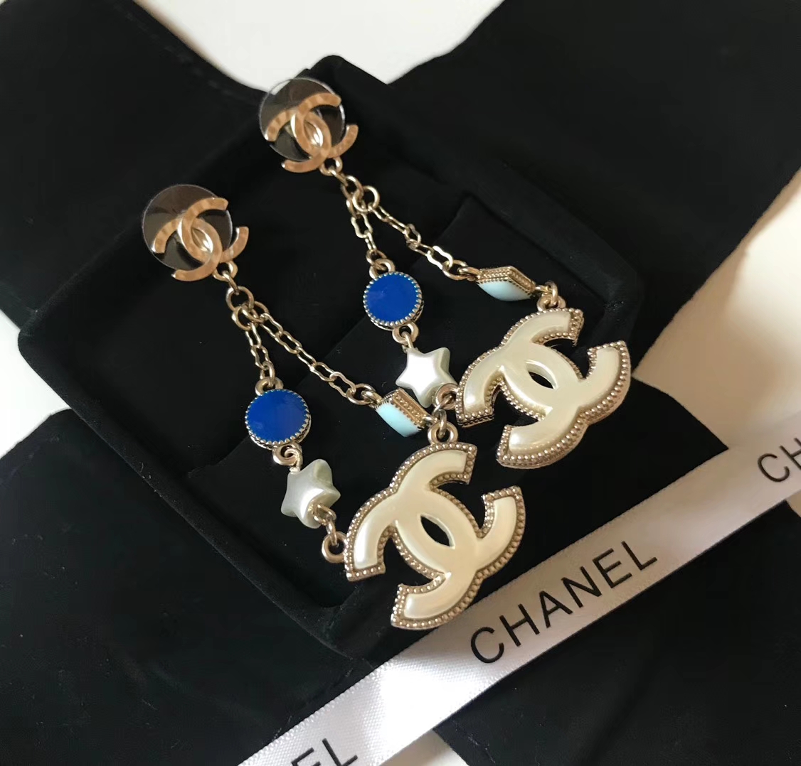 CHANEL(シャネル)人気商品 ピアス イアリング FF