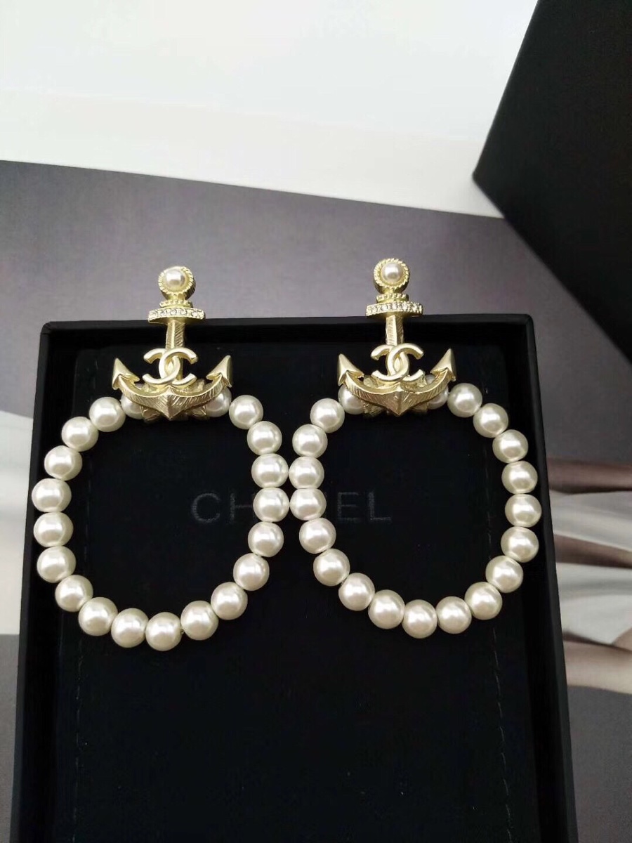 CHANEL(シャネル)人気商品 ピアス イアリング FF