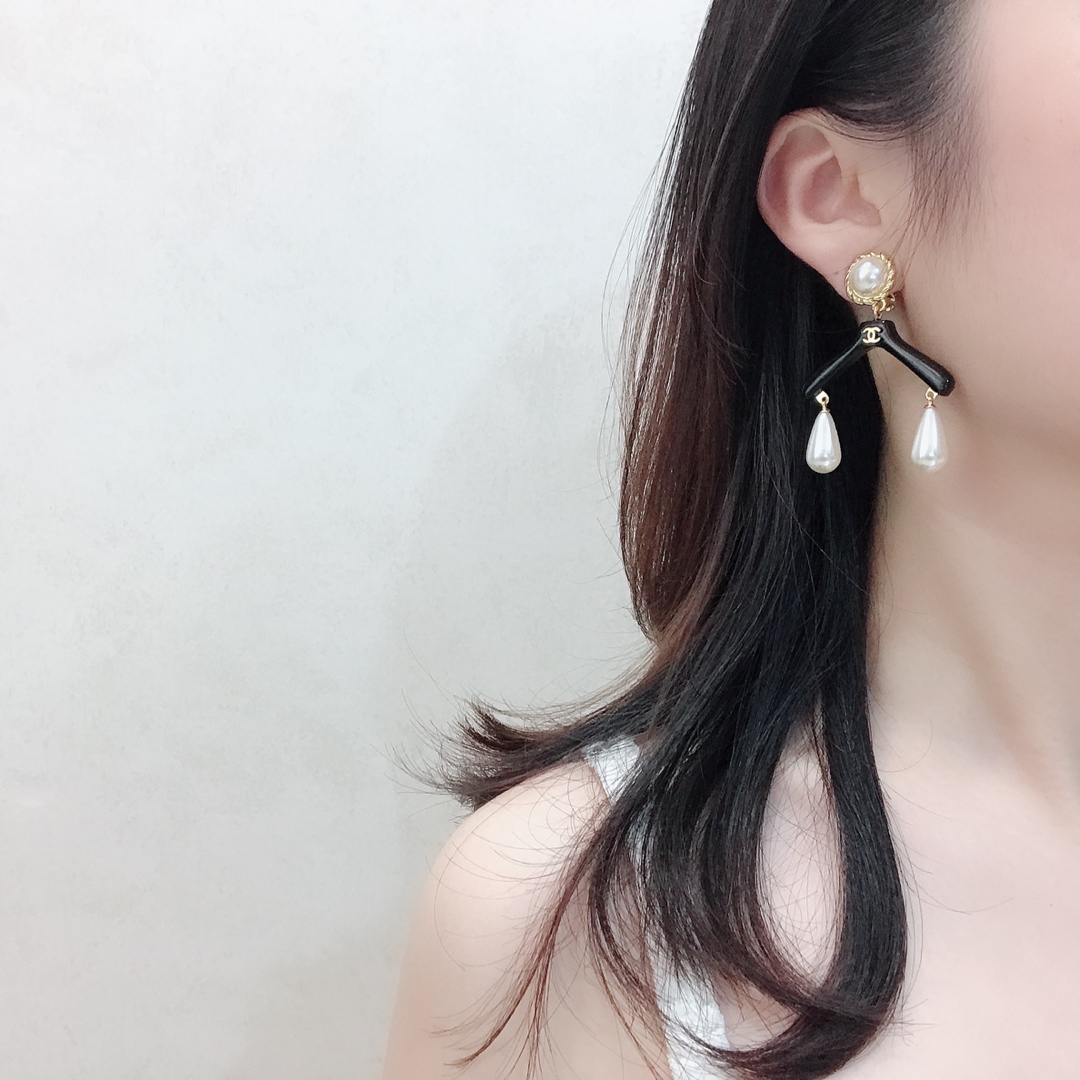 CHANEL(シャネル) 超美品 ピアス イアリング FF