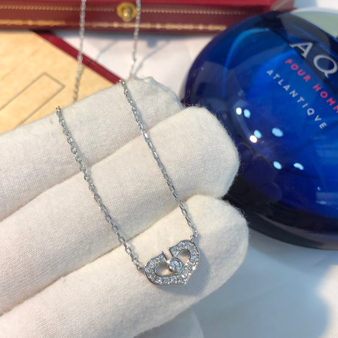Cartier（カルティエ）人気商品 ネックレス. ペンダント ZF