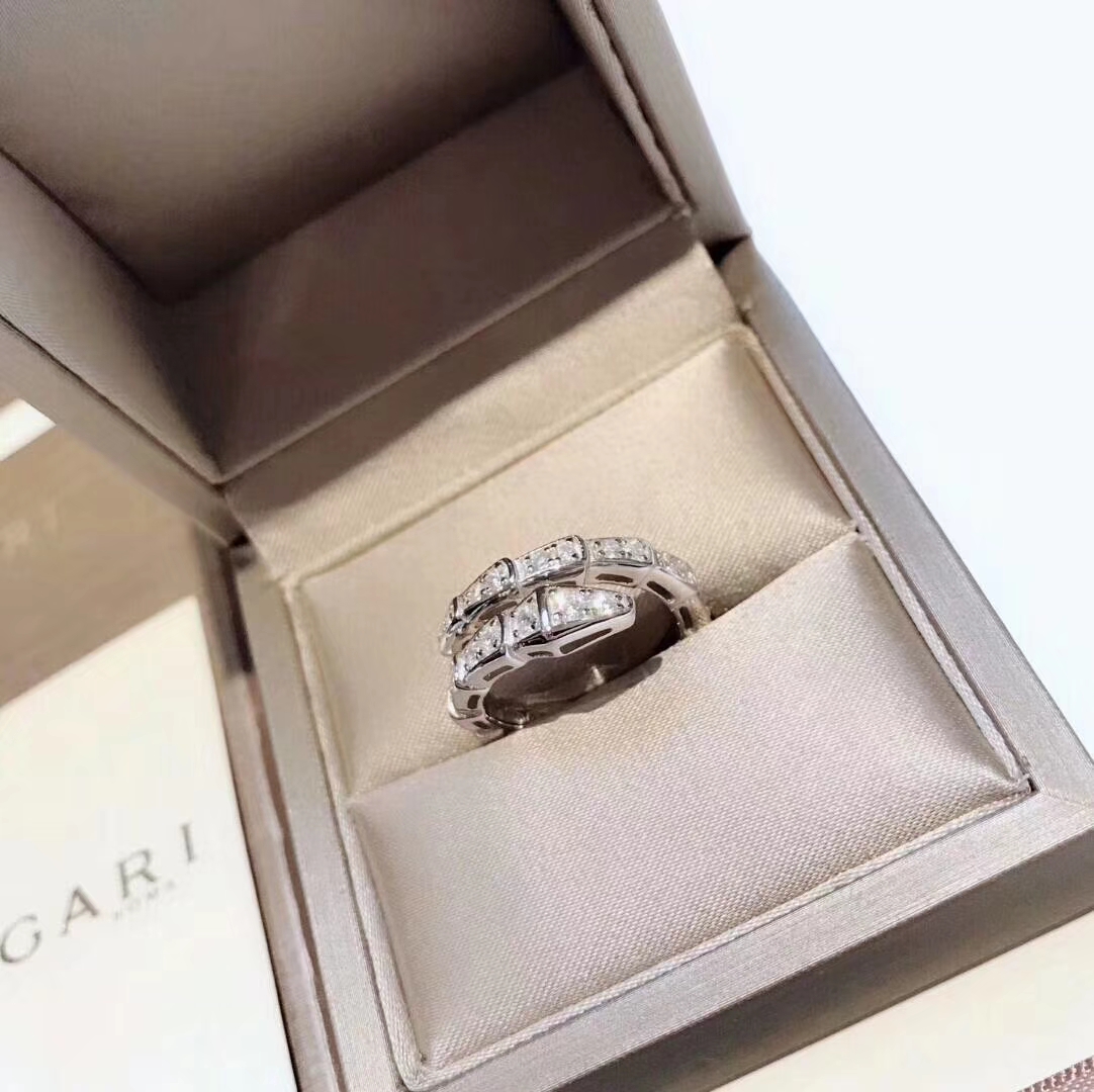 BVLGARI（ブルガリ）今季の新作 リング 小物 YL