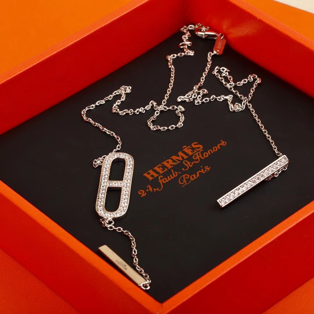 HERMES/エルメス ネックレス.ペンダント 秋冬新作