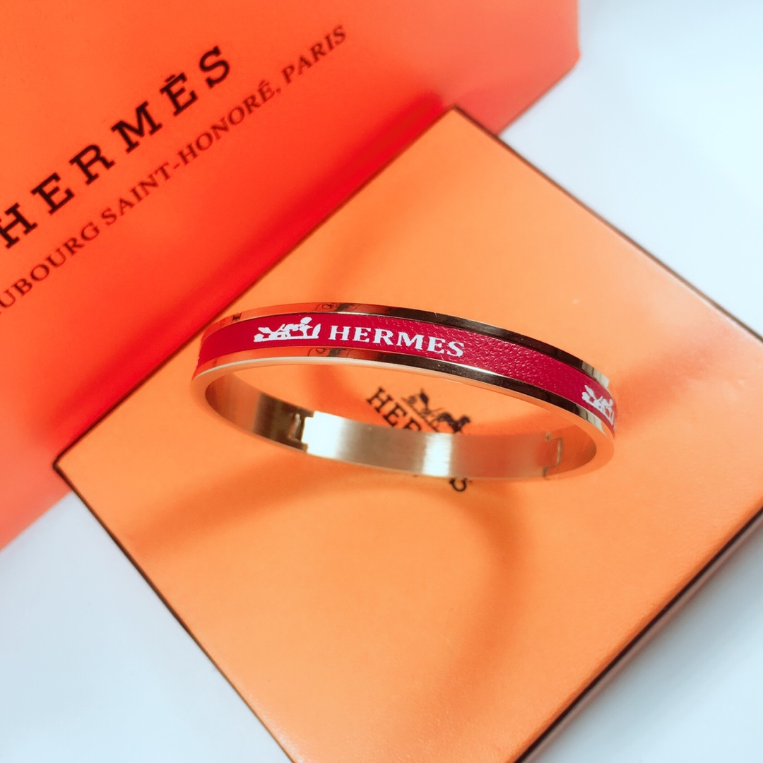 HERMES/エルメス 今季の新作 ブレスレット.カフブレス