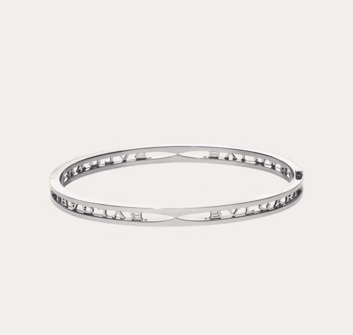 BVLGARI（ブルガリ）人気商品 ブレスレット.カフブレス QJR