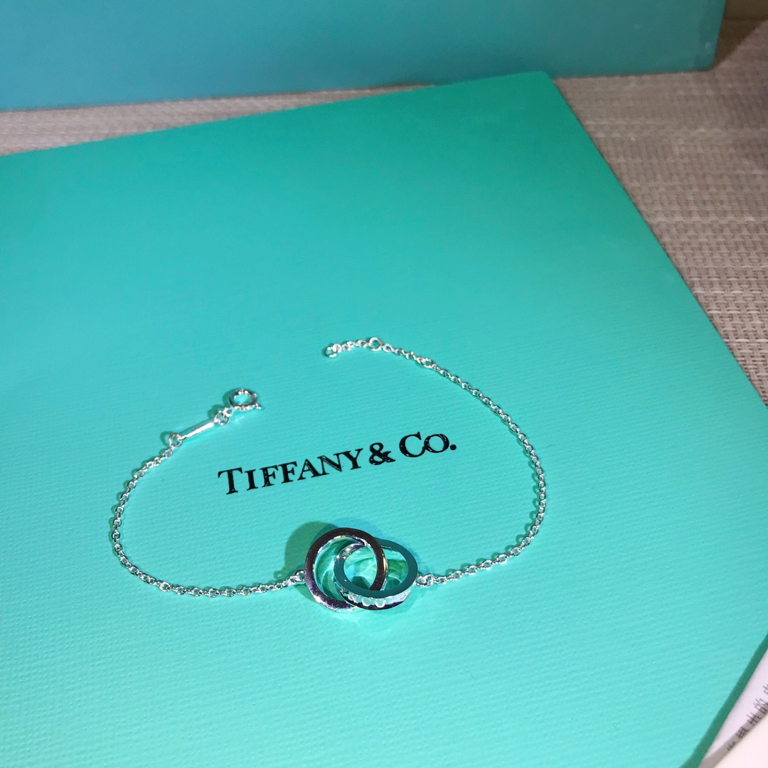 TIFFANY&COティファニ 人気商品 レスレット カフブレス YY