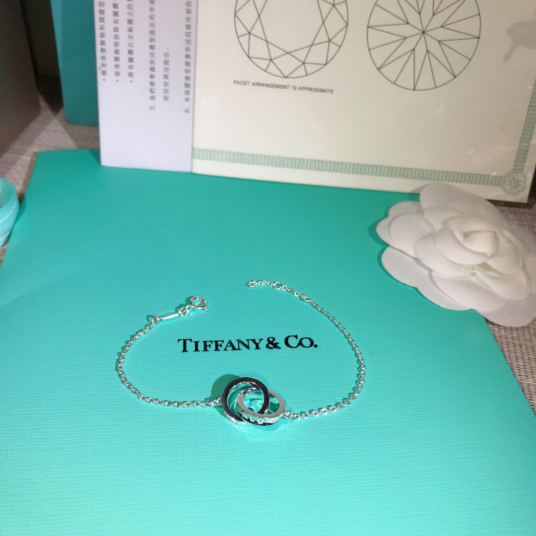 TIFFANY&COティファニ 人気商品 レスレット カフブレス YY