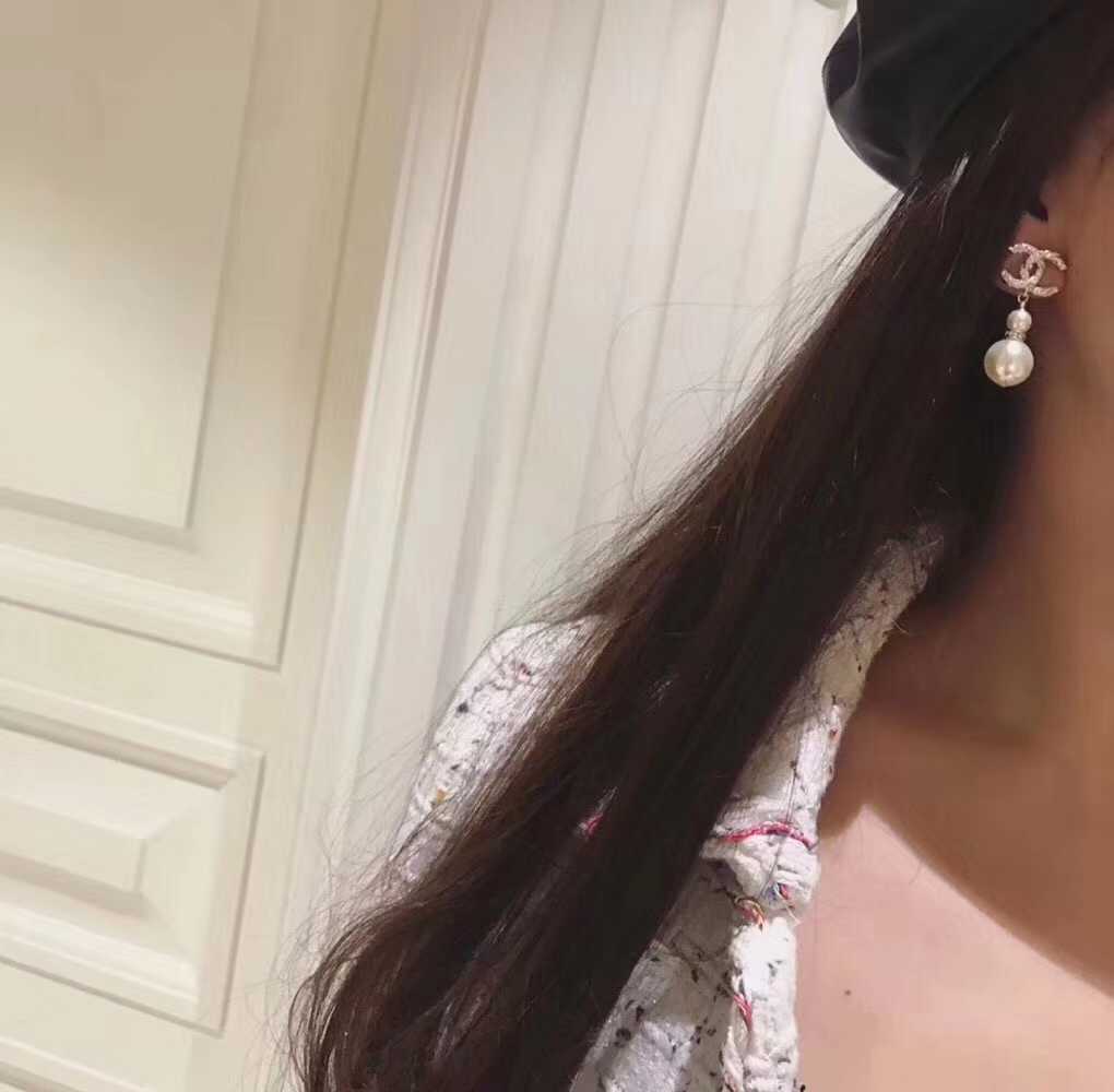 CHANEL(シャネル)人気商品 ピアス イアリング FF