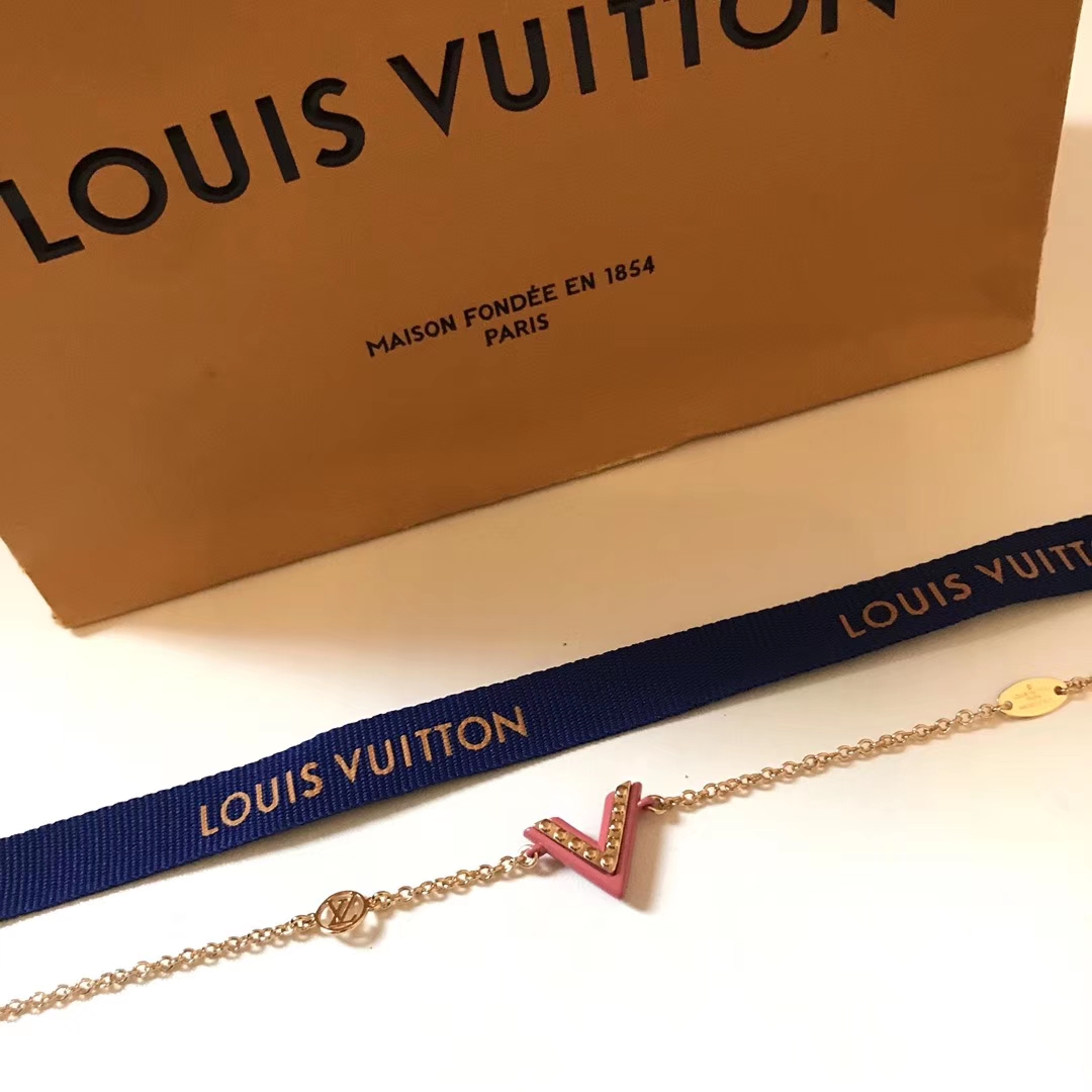 LOUIS VUITTON (ルイヴィトン) 人気商品 ブレスレット.カフブレス ZF