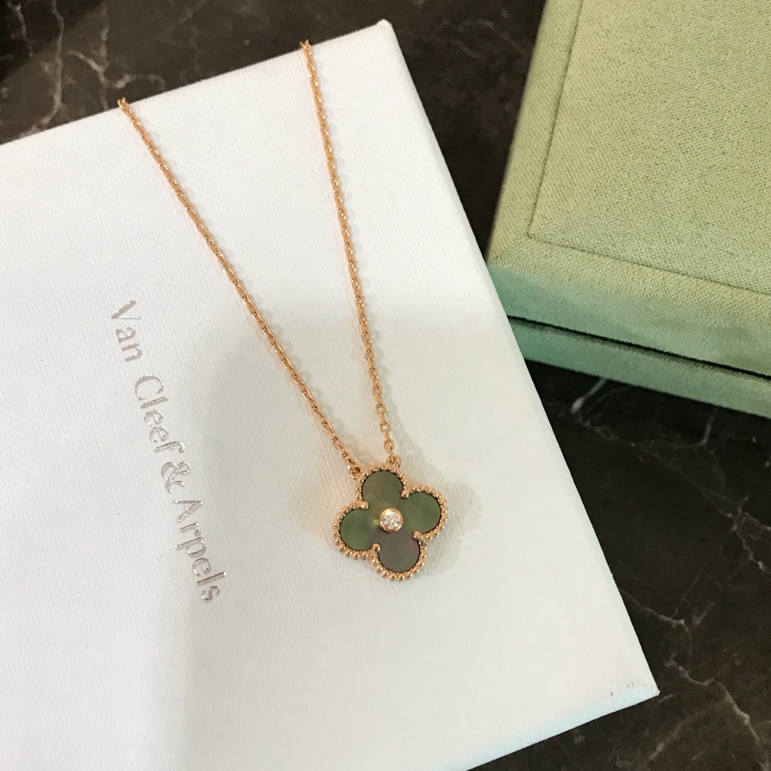ヴァンクリーフ&アーペル人気商品 ネックレス. ペンダント YY