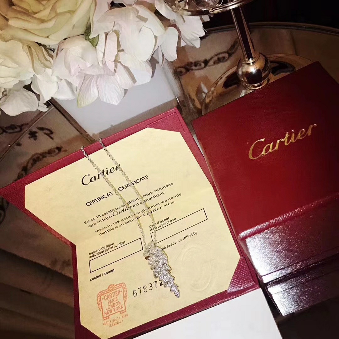 Cartier（カルティエ）人気商品 ネックレス. ペンダント FF