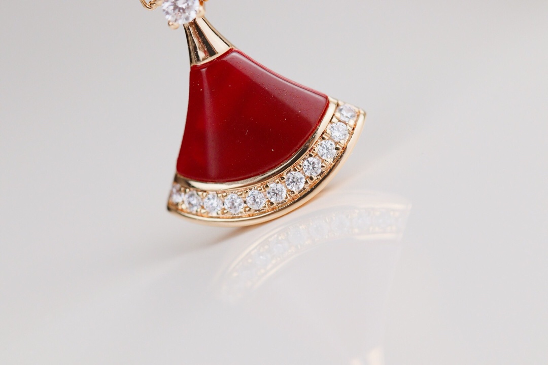 BVLGARI(ブルガリ)2019新作 ネックレス. ペンダント YY
