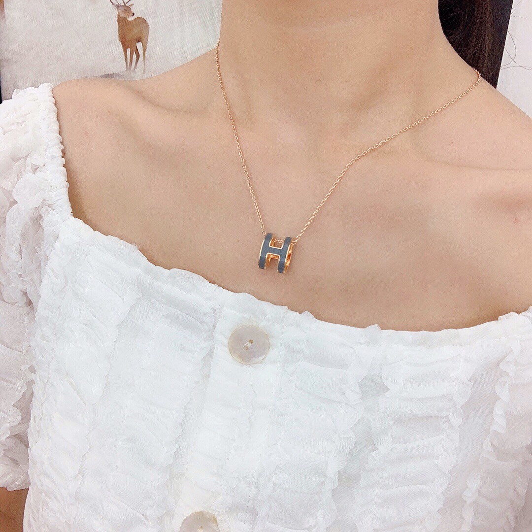 HERMES/エルメス ネックレス.ペンダント 秋冬新作