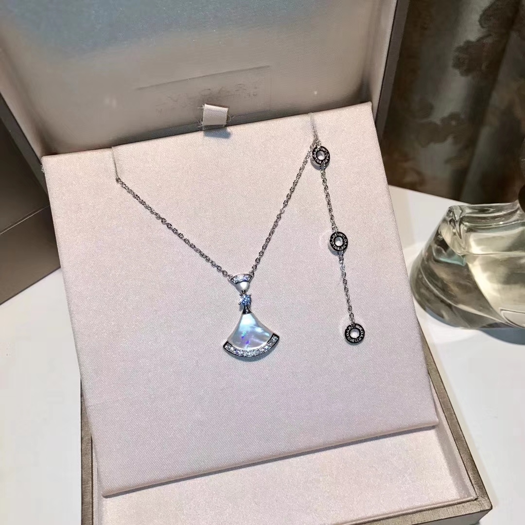 BVLGARI（ブルガリ）2019新作 ネックレス. ペンダント YL