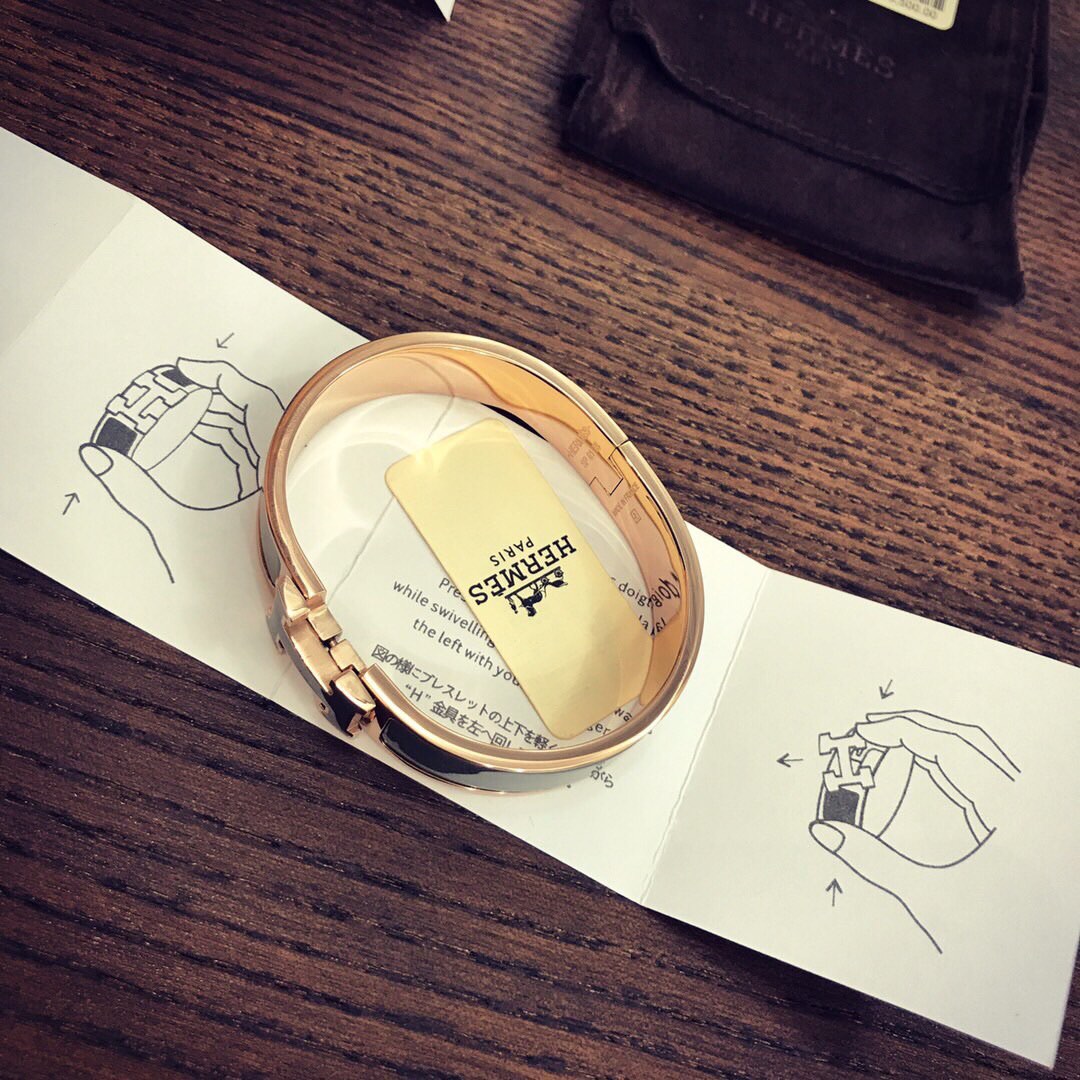 HERMES/エルメス 今季の新作 ブレスレット.カフブレス