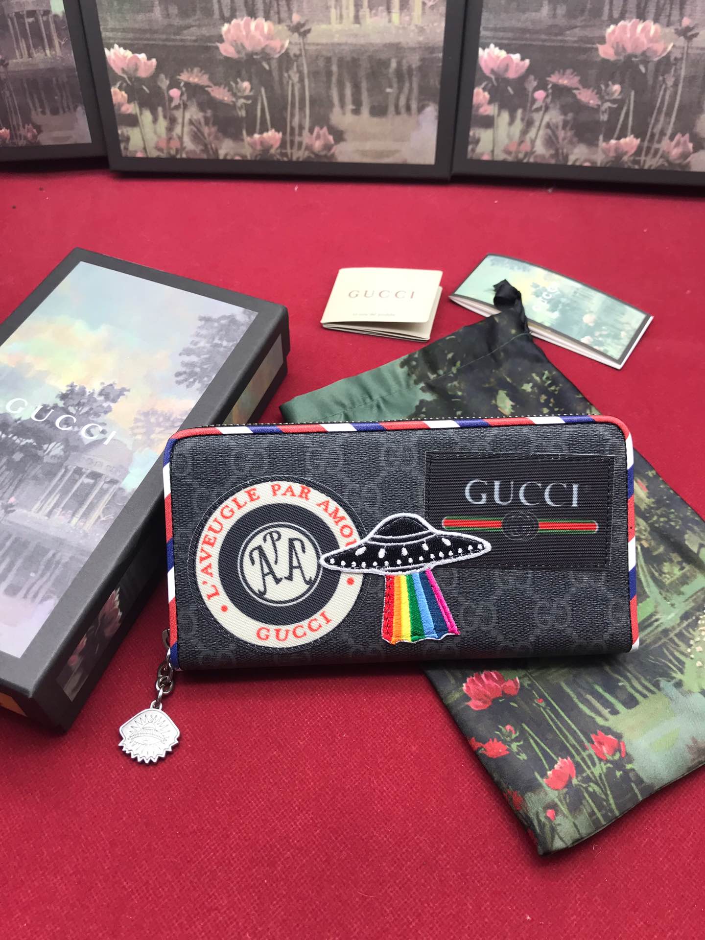 gvcci グッチ 長財布 ラウンドファスナー式財布 496342-1 新作