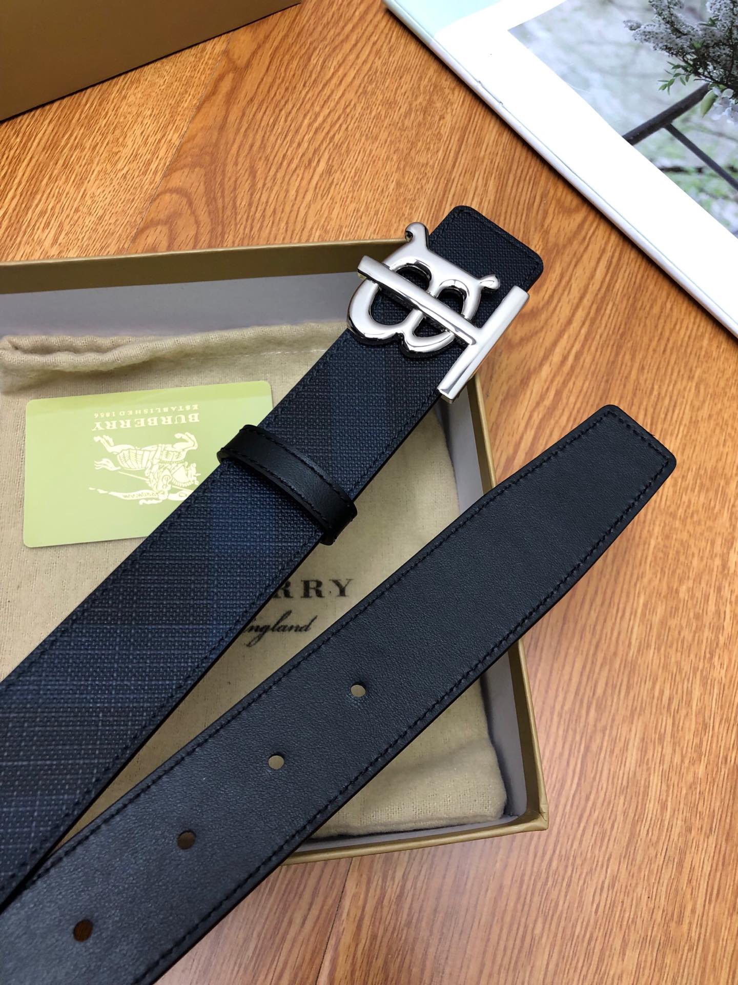 BURBERRY バーバリー ベルト サンチュール 19新作 WJ