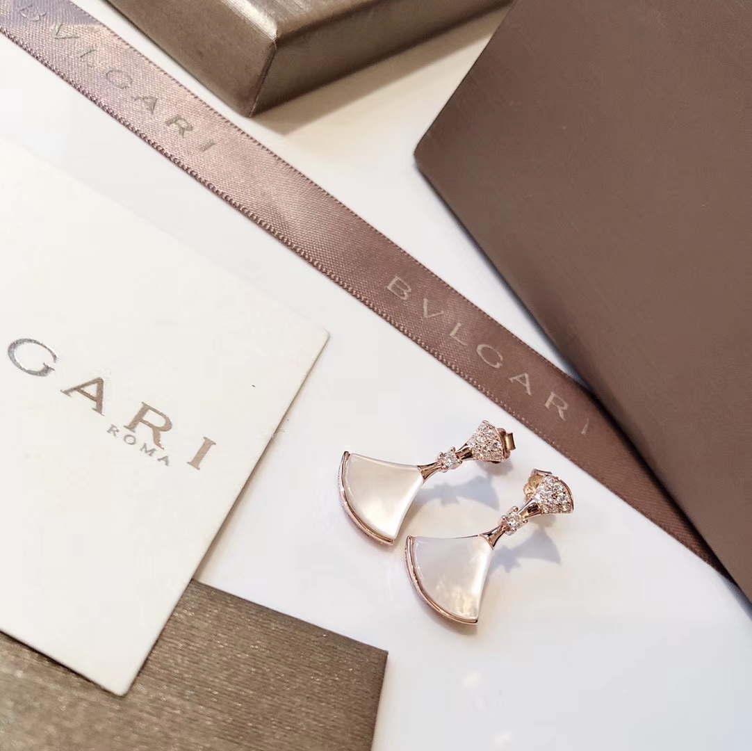 BVLGARI（ブルガリ）最新作 ピアス イアリング YY