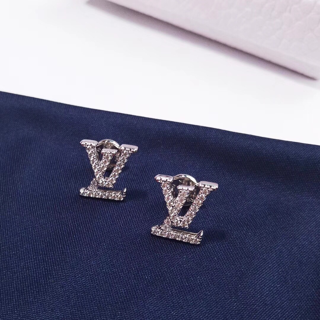 LOUIS VUITTON（ルイヴィトン）今季の新作 ピアス イアリング ZF