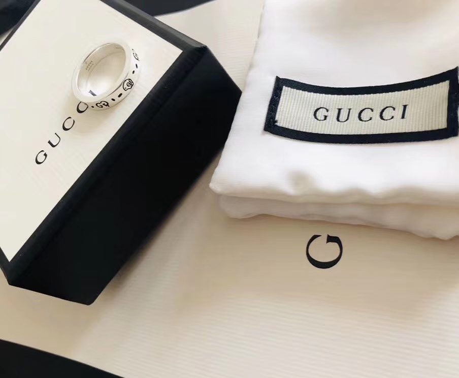GUCC1 (グッチ ）男女兼用 リング 人気商品 YL