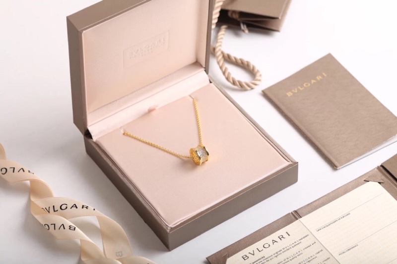 BVLGARI(ブルガリ)2019新作 ネックレス. ペンダント YY