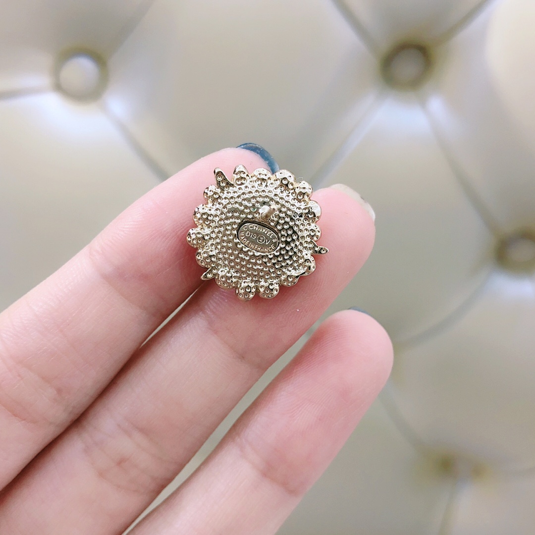 CHANEL(シャネル) 超美品 ピアス イアリング YY