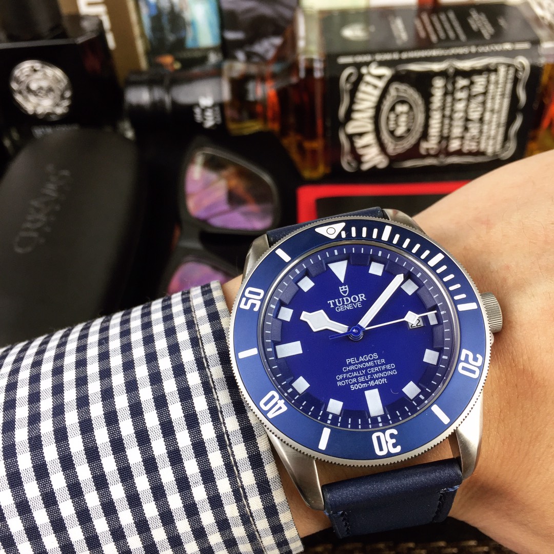 チュードル（TUDOR ）メンズ 時計 42mm 激安販売 腕時計 TUD