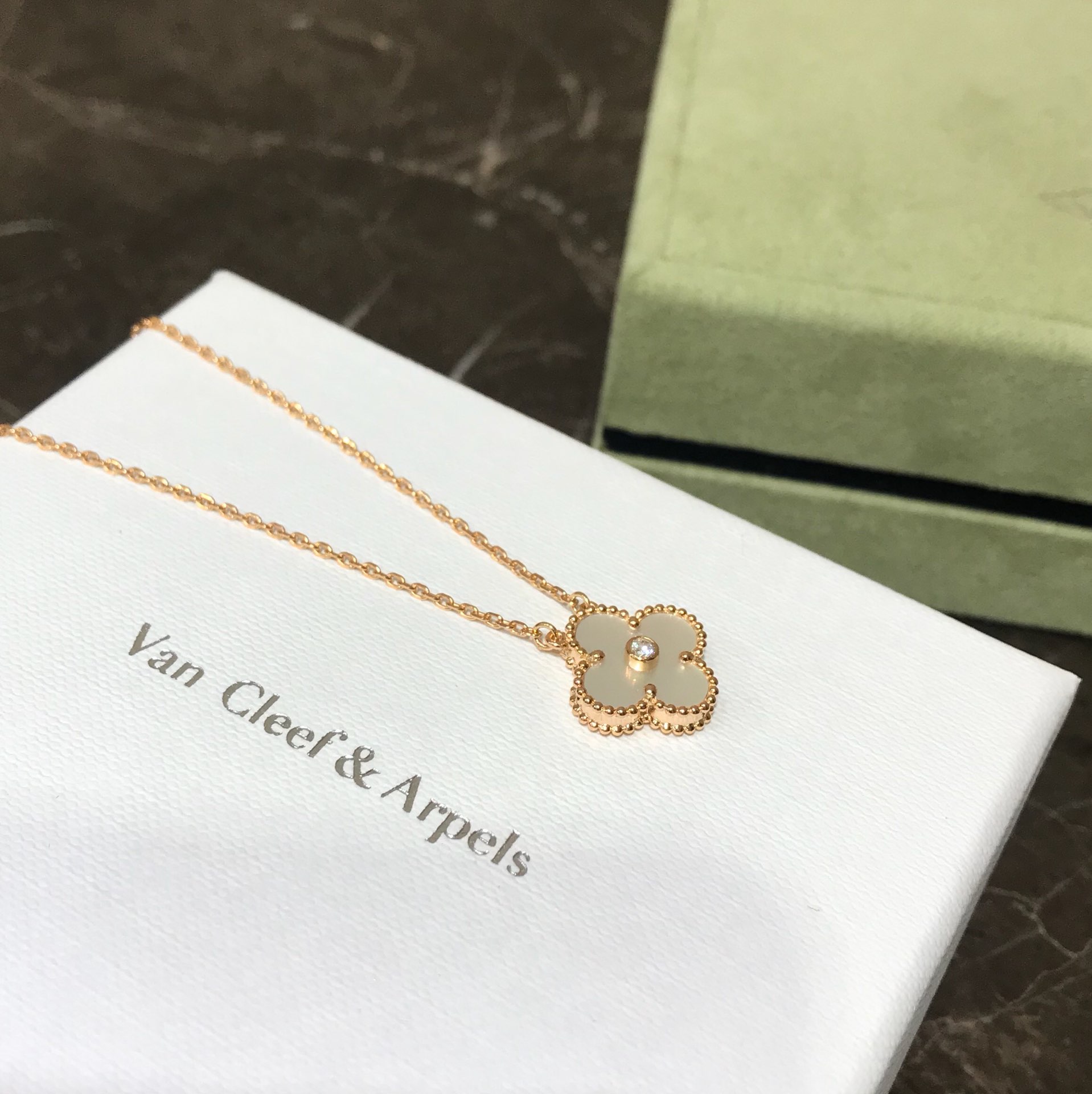 ヴァンクリーフ＆アーペル人気商品 ネックレス. ペンダント YY