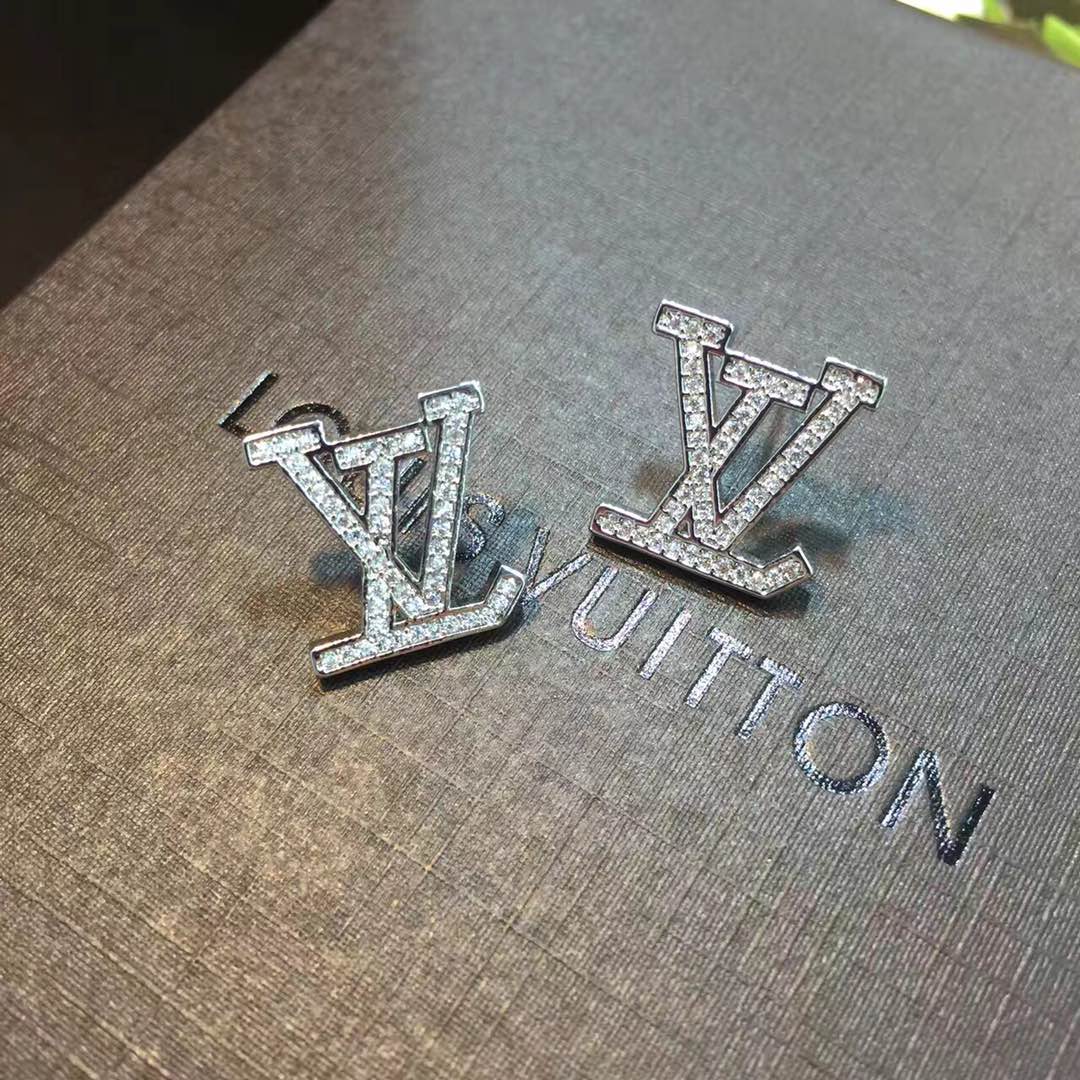 LOUIS VUITTON（ルイヴィトン）今季の新作 ピアス イアリング YX